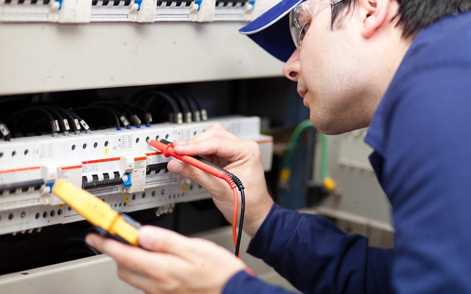 cherche électricien pas cher Montfermeil